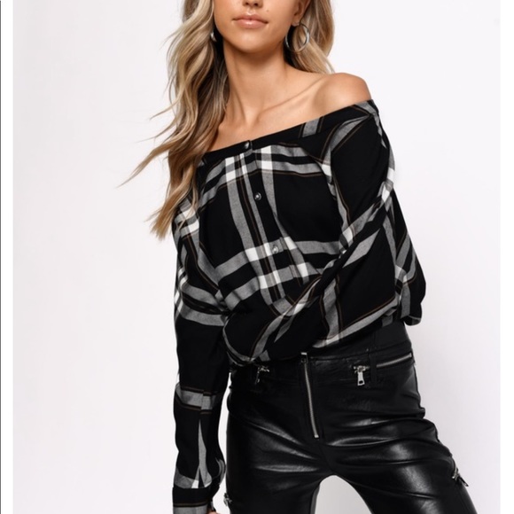 Tobi Tops - Tobi Black & White Off The Shoulder Flannel Top